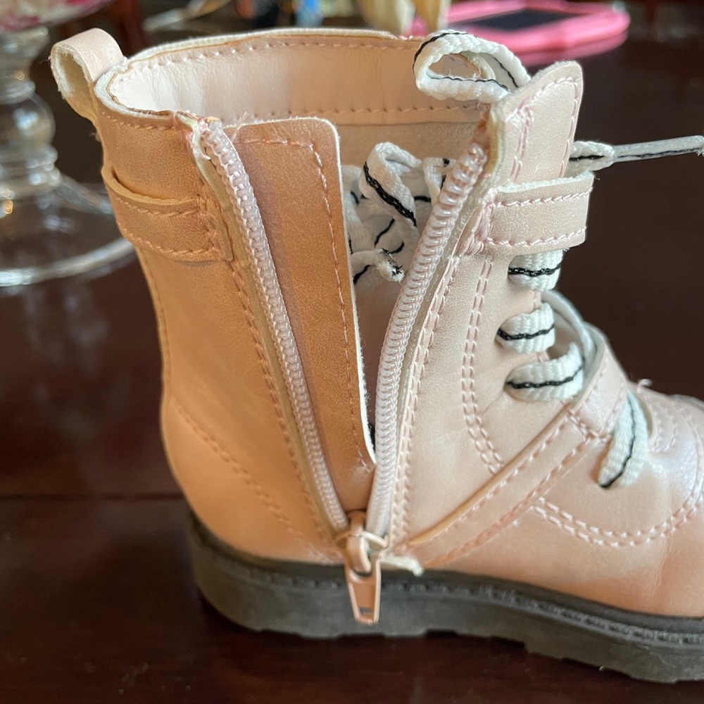 Pink boots - Picture 7 of 7